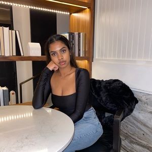 Meet your Posher, Jeanifer